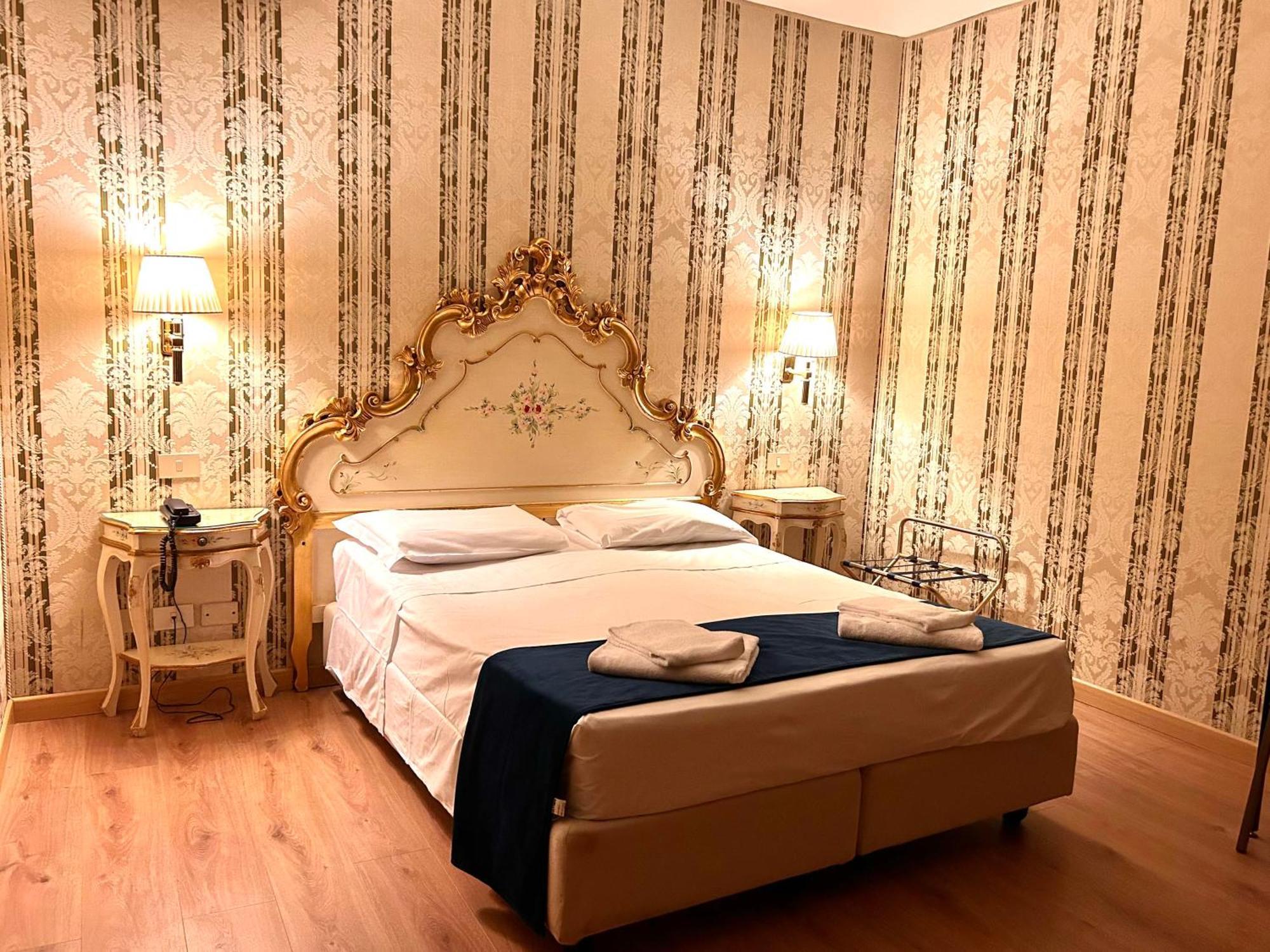 Hotel Al Graspo De Ua Venezia Esterno foto