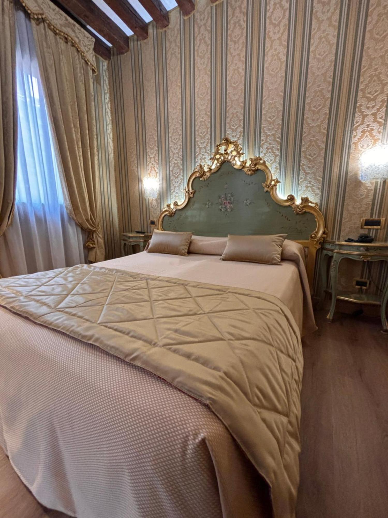 Hotel Al Graspo De Ua Venezia Esterno foto