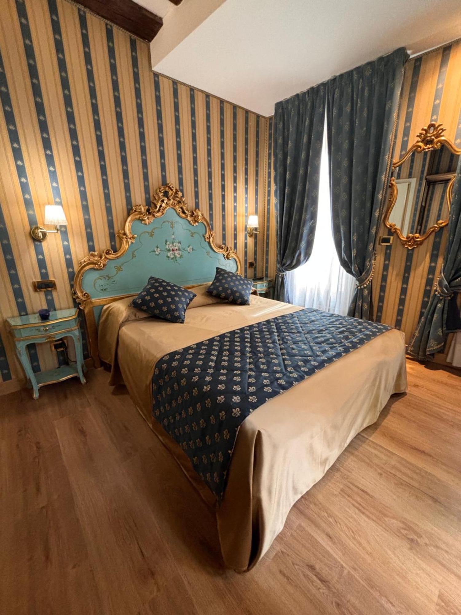 Hotel Al Graspo De Ua Venezia Esterno foto