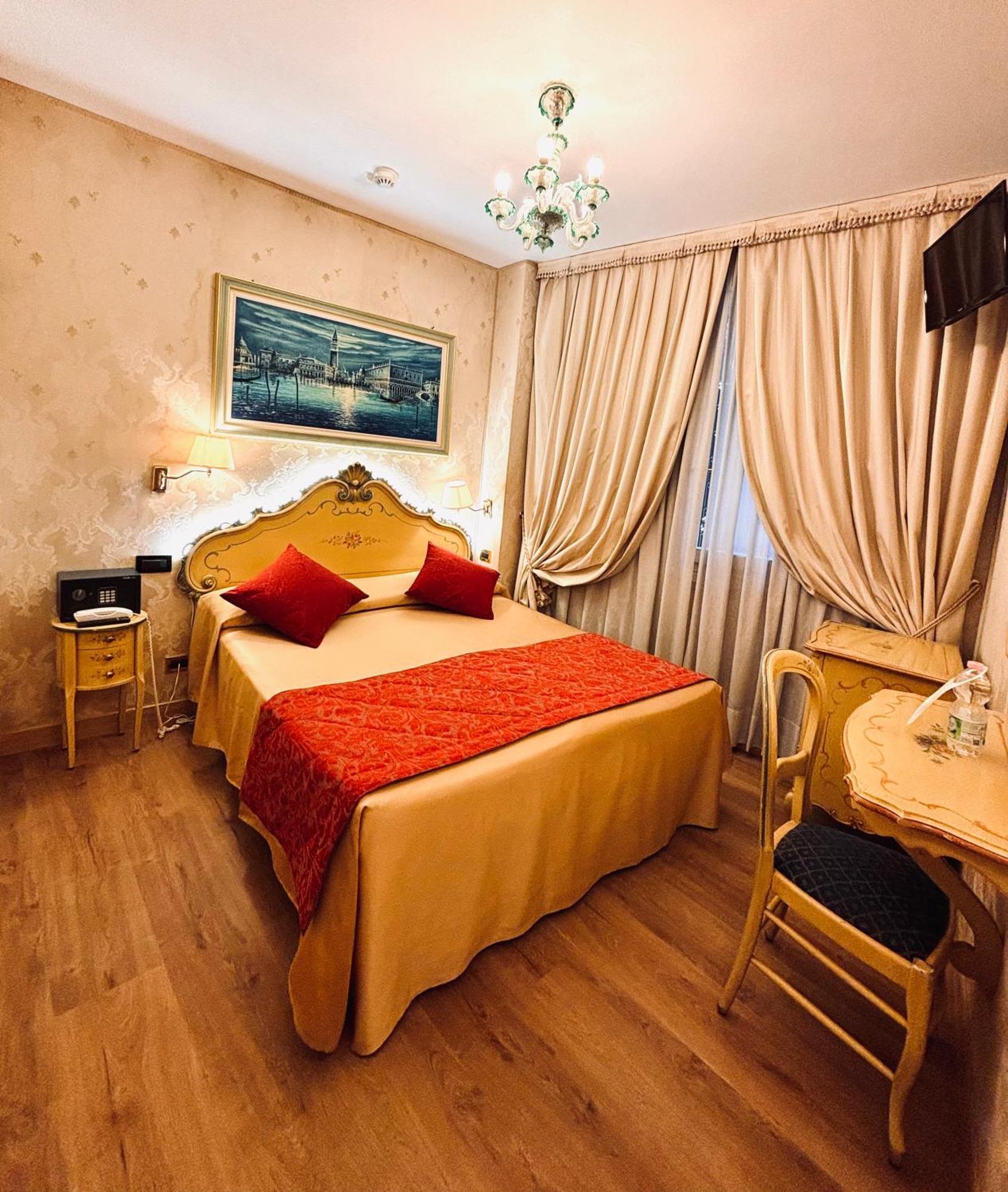 Hotel Al Graspo De Ua Venezia Esterno foto