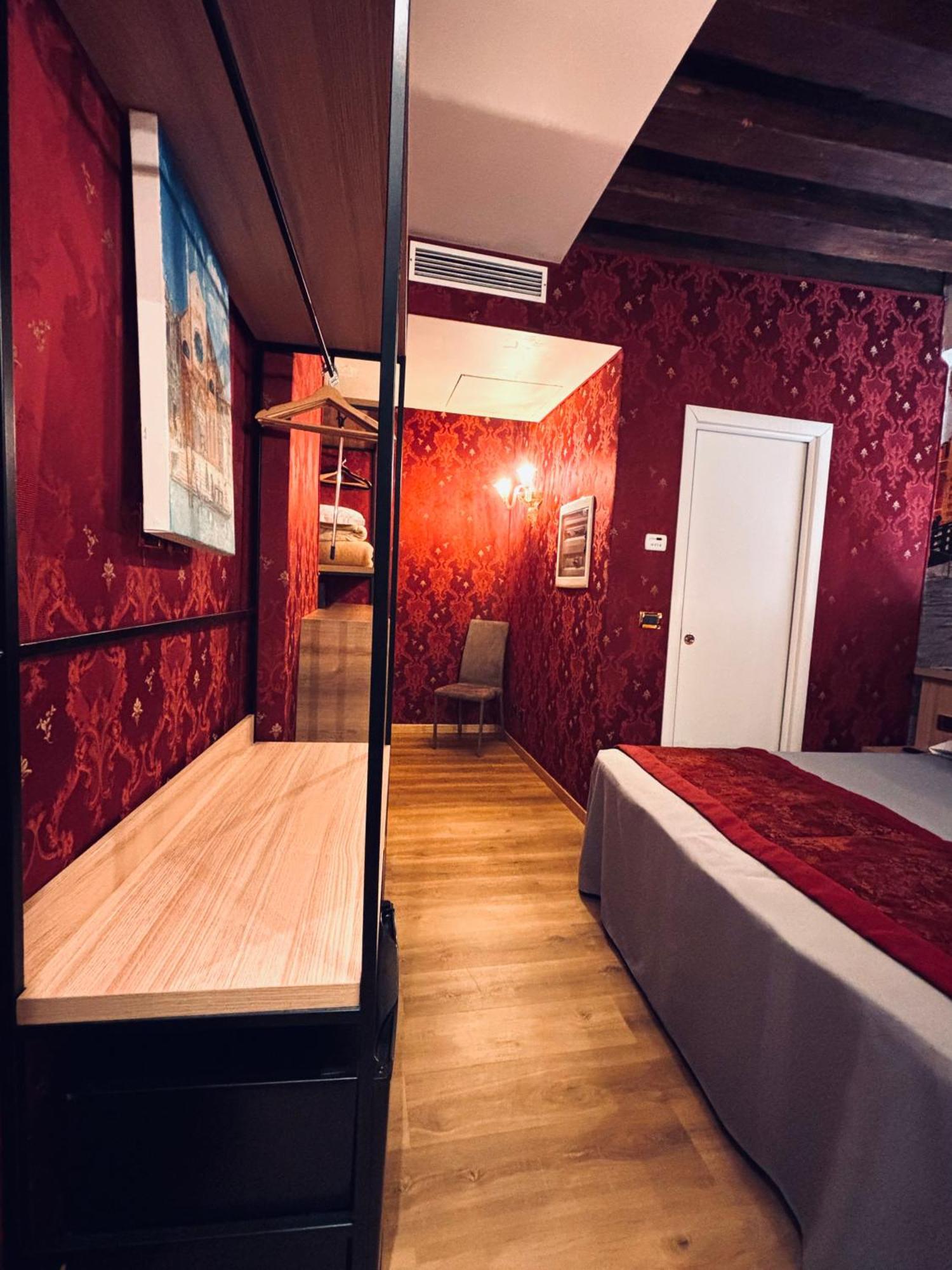 Hotel Al Graspo De Ua Venezia Esterno foto